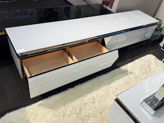 YASSY TV UNIT Sleek/Low-Profile (Black OR White)